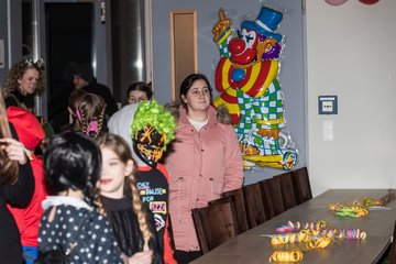 Bild 5 - Jugend Latuff